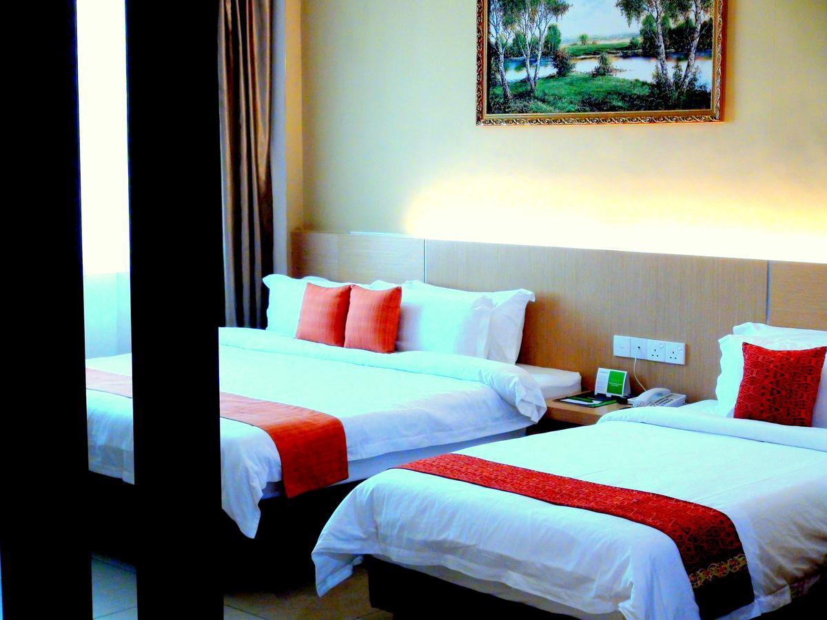 パラゴン ルートン ホテル Lutong 部屋 写真